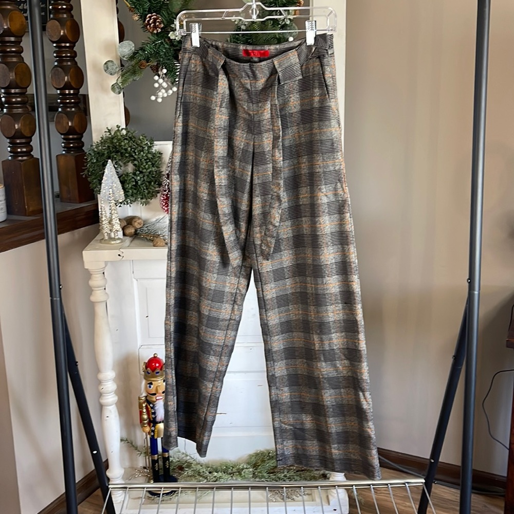 Women’s wide leg, plaid pants
